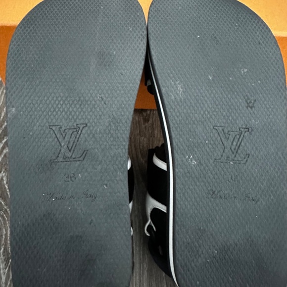 Louis Vuitton sandals - Picture 5 of 5